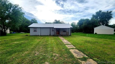 (private lake, pond, creek) Home Under Contract in Versailles Missouri