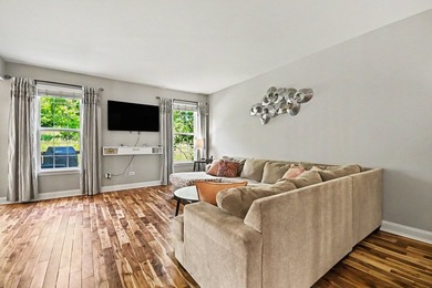 STUNNING BOWES CREEK COUNTRY CLUB TOWNHOME WITH NO EXPENSE - photo 7