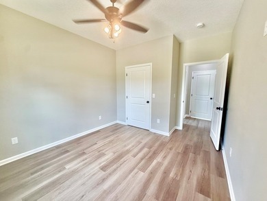 Perfect starter home in Baymeadows! If you've been waiting for - photo 12