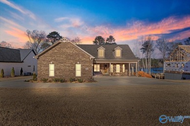 Lake Home For Sale in Scottsboro, Alabama