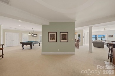With breathtaking sunset views from nearly every room, this - photo 32