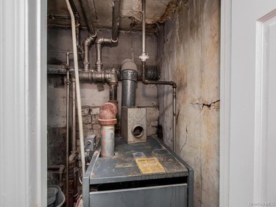 Welcome to 1062 Calhoun Ave. Phenomenal Opportunity to own this - photo 35