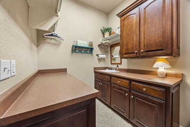 Amazing , like no other, one owner custom home within a wooded - photo 36