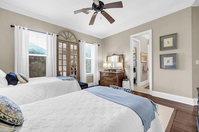 Welcome to an exceptional lakefront residence in the prestigious - photo 42