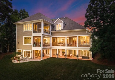 With breathtaking sunset views from nearly every room, this - photo 43