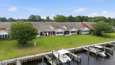 Spectacular Waterfront Townhome with Boat Slip! Enjoy the - photo 3