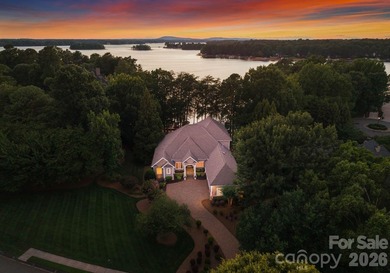With breathtaking sunset views from nearly every room, this - photo 48