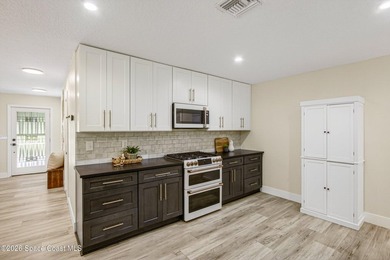 PRICED BELOW RECENT APPRAISAL!! COUNTRY LIVING just minutes away - photo 8