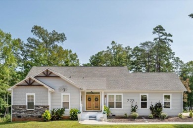 Lake Home Sale Pending in West Union, South Carolina