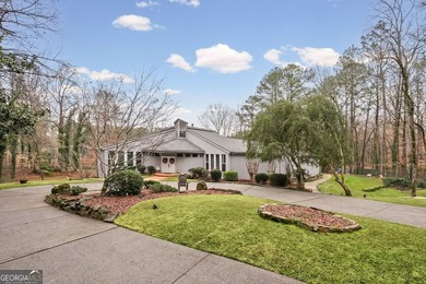 Welcome to one of Cascade Heights' most extraordinary properties - photo 4