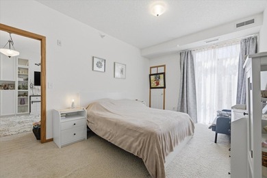 Affordable, modern condo with a bright south-facing exposure - photo 11