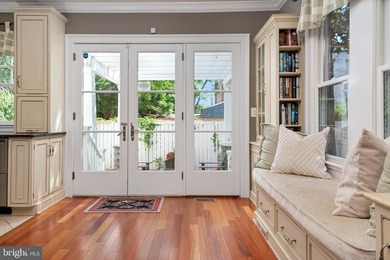 Perfectly positioned on one of the most coveted streets in - photo 12