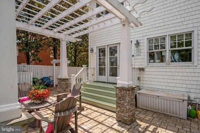 Perfectly positioned on one of the most coveted streets in - photo 13