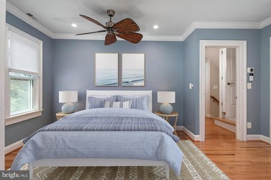 Perfectly positioned on one of the most coveted streets in - photo 20