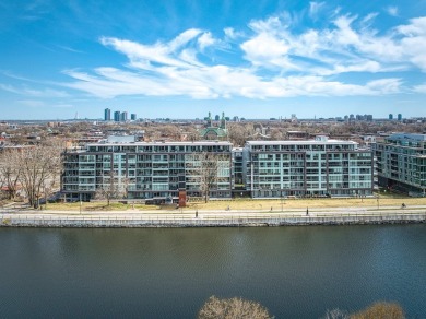 Lake Home For Sale in Montréal (Le Sud-Ouest),