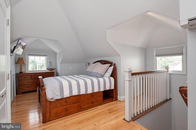 Perfectly positioned on one of the most coveted streets in - photo 29