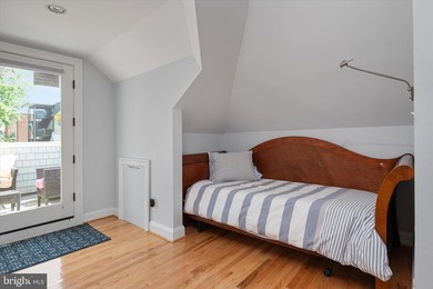 Perfectly positioned on one of the most coveted streets in - photo 31
