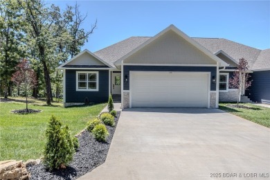 Lake Townhome/Townhouse For Sale in Camdenton, Missouri