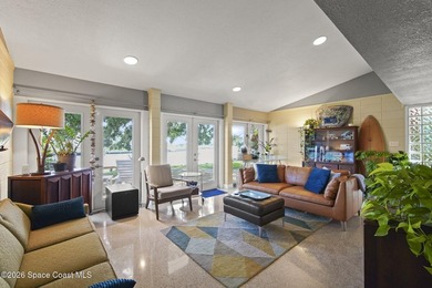 Beautiful waterfront home with views of the Thousand Islands the - photo 4