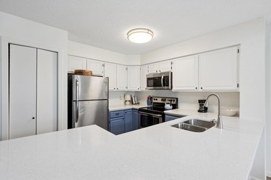 This is the one! Thoughtfully updated and beautifully maintained - photo 14