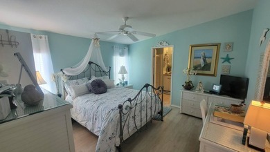 Welcome to your perfect coastal retreat! This beautifully - photo 17