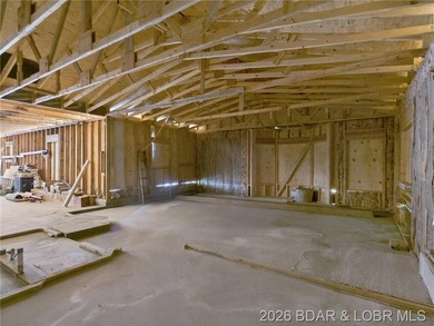 Unique 5-acre property at the edge of Laurie, just a half mile - photo 33