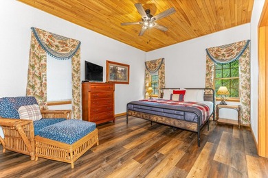 The Den is a very impressive condo of the Chippewa Retreat - photo 40