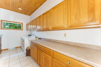 The Den is a very impressive condo of the Chippewa Retreat - photo 44