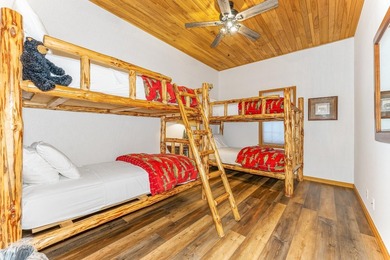 The Den is a very impressive condo of the Chippewa Retreat - photo 45