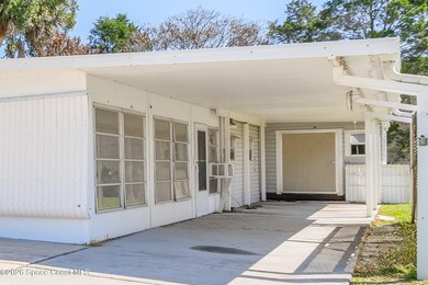 OWNER WILL CONSIDER ALL OFFERS! Fantastic opportunity in the - photo 8