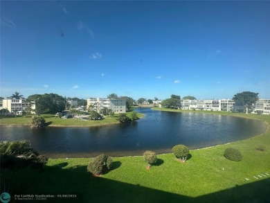 Lake Condo For Sale in Deerfield Beach, Florida