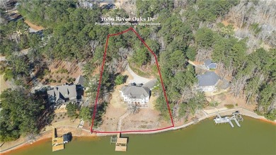 Experience unparalleled luxury in this custom-built lakefront - photo 6