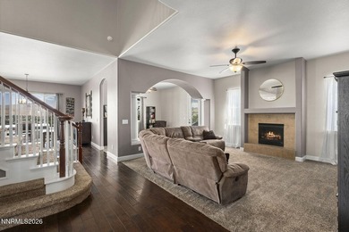 Experience breathtaking views, exceptional space, and refined - photo 12