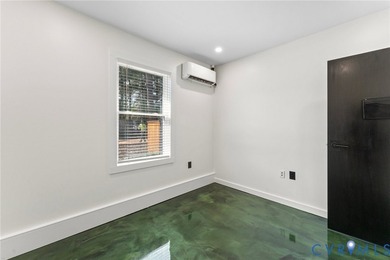 Prime Commercial Opportunity - Two Buildings on One Parcel! This - photo 13