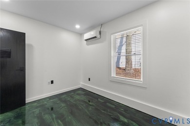 Prime Commercial Opportunity - Two Buildings on One Parcel! This - photo 15