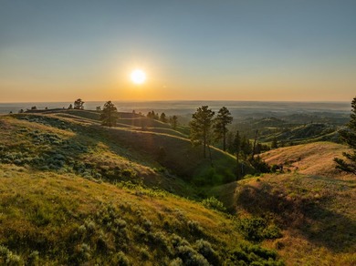 The Custer Legacy Ranch provides a rare combination to today's - photo 16