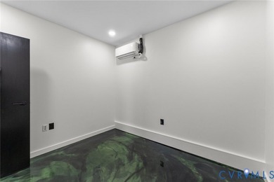 Prime Commercial Opportunity - Two Buildings on One Parcel! This - photo 18