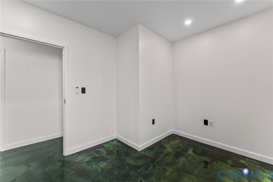 Prime Commercial Opportunity - Two Buildings on One Parcel! This - photo 20