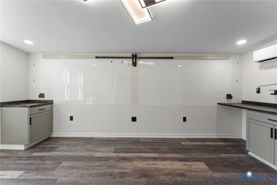 Prime Commercial Opportunity - Two Buildings on One Parcel! This - photo 28