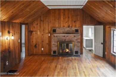 Remodeled lake-house on Paradox Lake. - photo 6