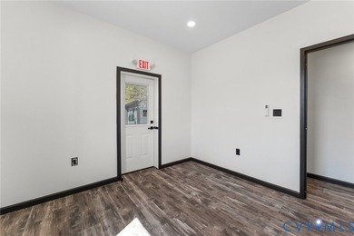 Prime Commercial Opportunity - Two Buildings on One Parcel! This - photo 45