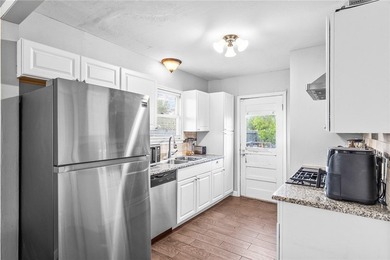 Timeless Charm Meets Modern Comfort in Alameda Estates Welcome - photo 3