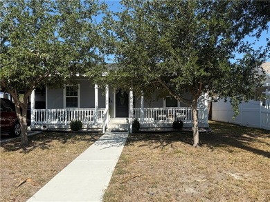 Beautifully remodeled 3-bedroom, 2.5-bath home that's completely - photo 1