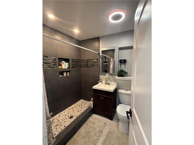 Beautifully remodeled 3-bedroom, 2.5-bath home that's completely - photo 9