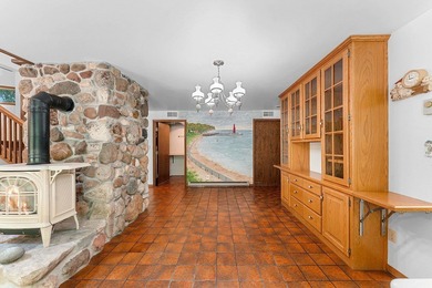 LIST PRICE IS $799,900 W/OPENING BID OF $500,000. Property may - photo 12