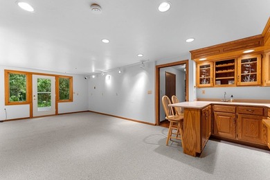 LIST PRICE IS $799,900 W/OPENING BID OF $500,000. Property may - photo 22