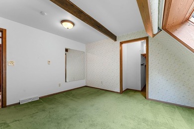 LIST PRICE IS $799,900 W/OPENING BID OF $500,000. Property may - photo 33