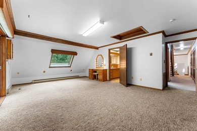 LIST PRICE IS $799,900 W/OPENING BID OF $500,000. Property may - photo 34