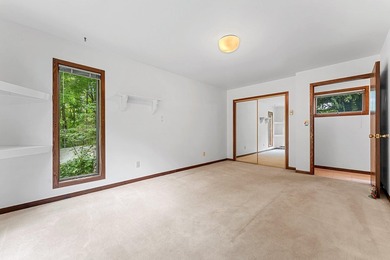 LIST PRICE IS $799,900 W/OPENING BID OF $500,000. Property may - photo 44