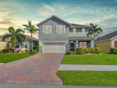 (private lake, pond, creek) Home For Sale in Cape Coral Florida